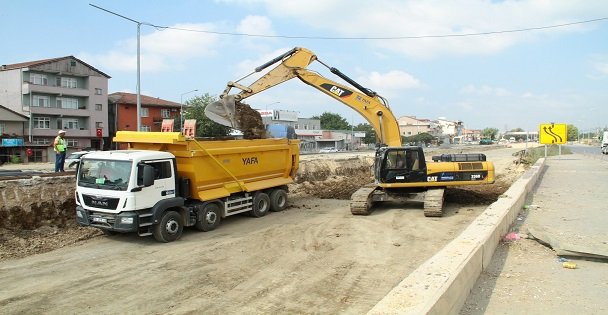 Köseköy Kavşağı'nın tünel kazıları başladı