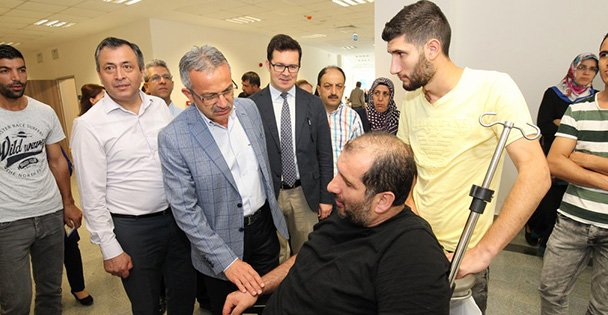 Köşker'den Hastalara Moral Ziyaretleri