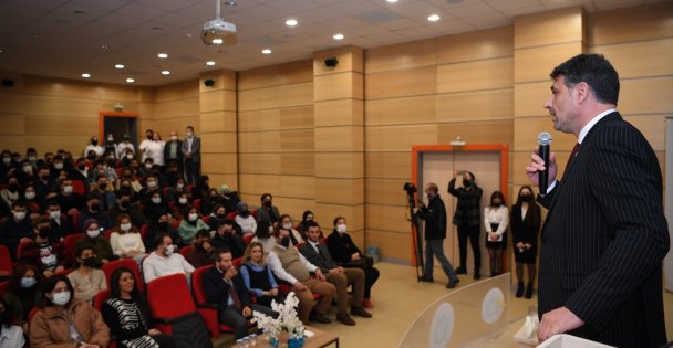 KOÜ TURİZM ÖĞRENCİLERİ SORDU KOCAMAN CEVAPLADI