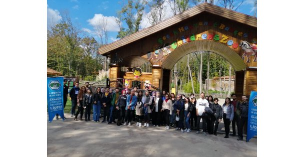 KOÜ'nün yeni öğrencileri  Kocaeli'yi Gez Gör ile tanıyor