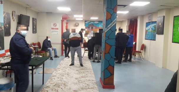 Kovid-19 Tedbirlerini İhlal Eden 17 Kişiye Para Cezası