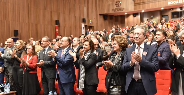 KSO Oda Orkestrası Atatürk için sahne aldı