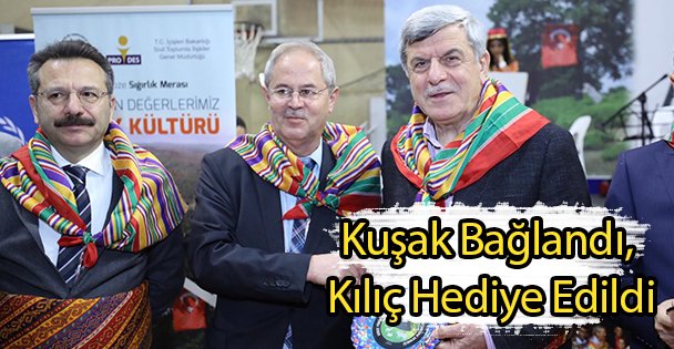 Kuşak Bağlandı, Kılıç Hediye Edildi