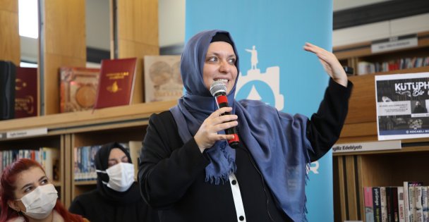 Kütüphaneler Haftası'nda çocuklarla anlamlı söyleşi