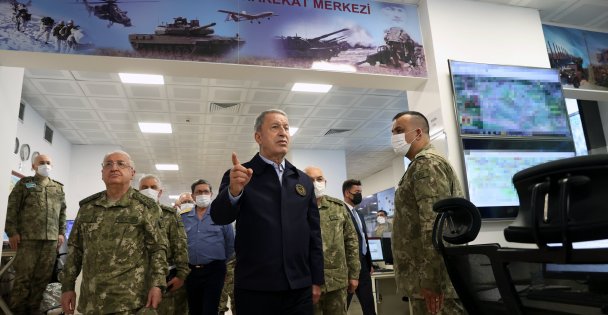 Kuzey Irak'ta 'Pençe-Kilit' Harekatı Başladı