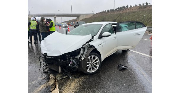 Kuzey Marmara Otoyolu'nda Zincirleme kKaza: 5 yaralı