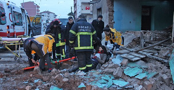 Lise Öğrencisinin Üzerine Duvar Yıkıldı!