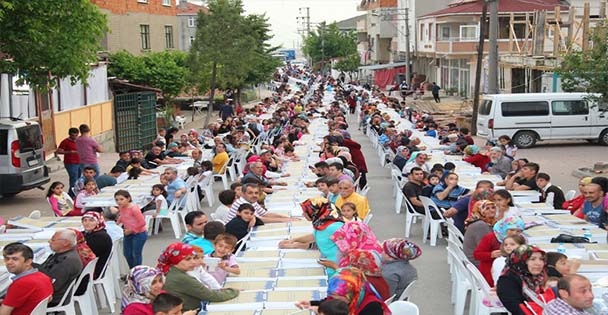 M. Sinan ve Cumhuriyet'i buluşturan iftar