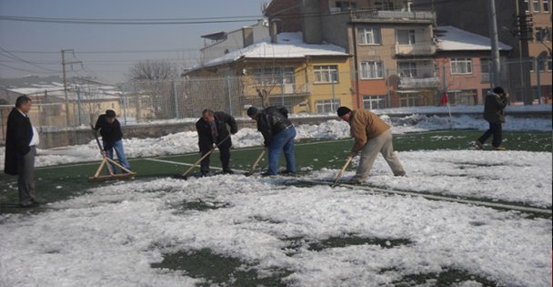 Maçlar tatil edildi!