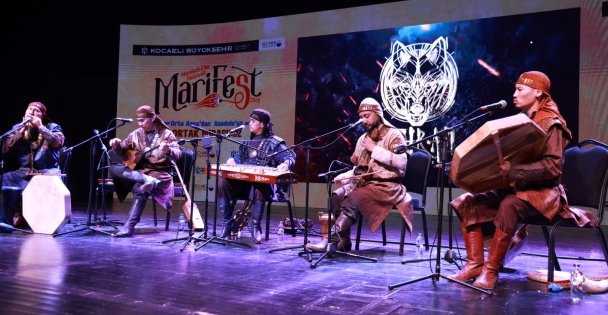 MARİFESTte Turan Ethno-Folk Ensemble rüzgarı