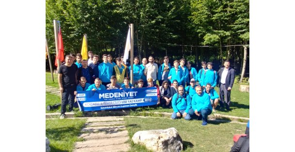 Medeniyet Derneği Kampta