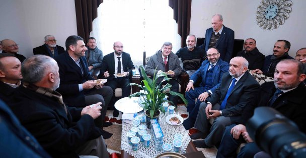'Mehmetçiğimizin yanındayız”