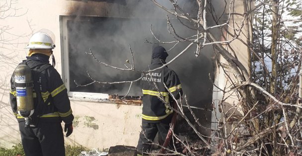 Metruk Bina Alevlere Teslim Oldu