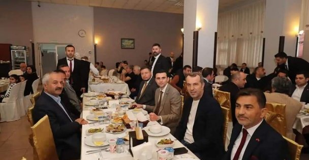 MHP Gebze'de İftar Düzenledi