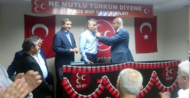 MHP'ye KATILIMLAR SÜRÜYOR