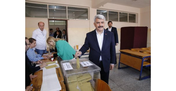 Milletvekili Oldu, İlk Icraatında Yine  Öğrencilerin İsteğini Yerine Getirdi