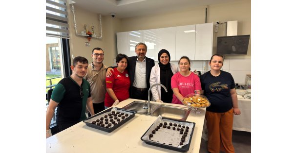 Milletvekili Yılmaz'dan Gonca'ya övgü dolu sözler