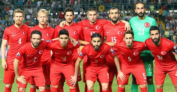 Milli maç heyecanı Darıca'da
