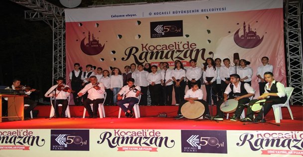Minik yüreklerin ilahileri fuarda
