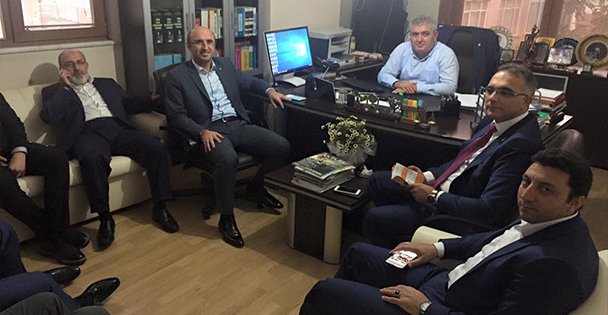 Miting alanını inceledi