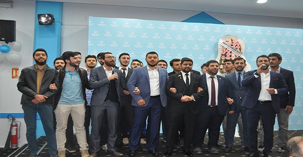 Miting Gibi Düğün Merasimi