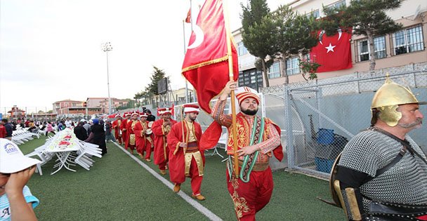 Mollafenari'de binleri  buluşturan İftar
