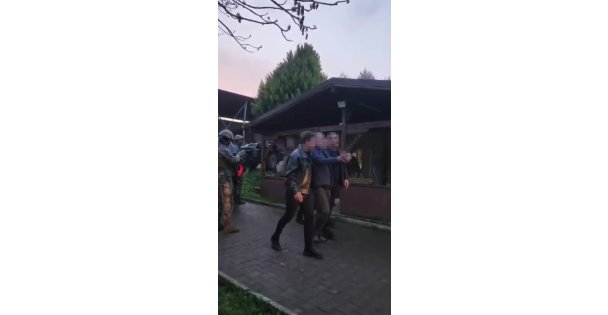 Müebbetlik firari saklandığı at çiftliğinde operasyonla yakalandı