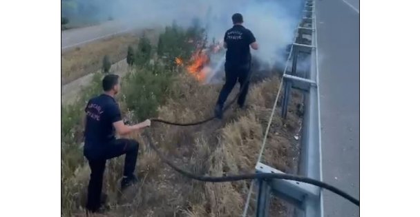 Muğla'dan Dönen Kocaeli İtfaiyesi İzmir'de Bir Yangına Müdahale Etti