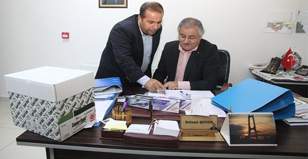 Muhtarlara kırtasiye desteği