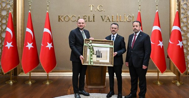 MÜSİAD Genel Başkanı Burhan Özdemir, Vali İlhami Aktaşı Ziyaret Etti