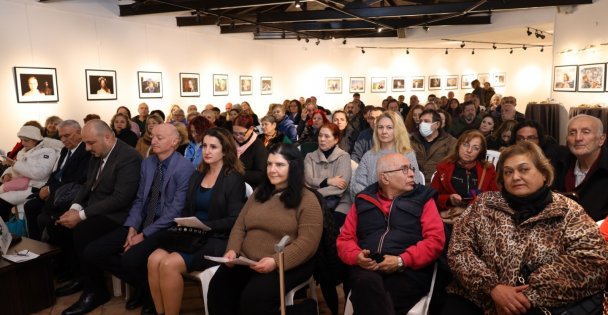 Nazım Hikmet Şiirleriyle Anıldı