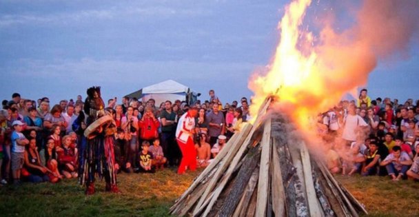 Nevruz  Bayramı Ateşi  Orman ve Su