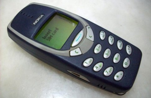 NOKIA 3310 KÜLLERİNDEN DOĞUYOR