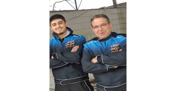 Oğlunu kurtarmak isterken o da akıma kapıldı: 2 ölü