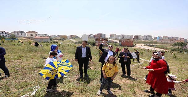 Öğrenci ile Velileri Piknik ve Uçurtma Şenliğinde Buluştu