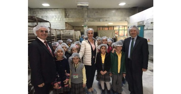 Öğrenciler, ekmeğin yapımını öğrendi