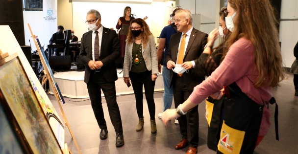 Öğretmen Gözüyle Kocaeli Sanat Çalıştayı'na SEKA Kağıt Müzesi ev sahipliği yaptı