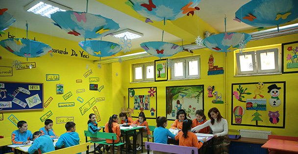 Okulun bodrum katını sanata dönüştürdüler