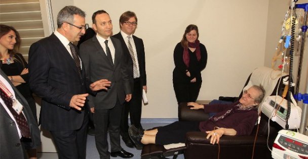 Onkoloji hastalarına moral oldu