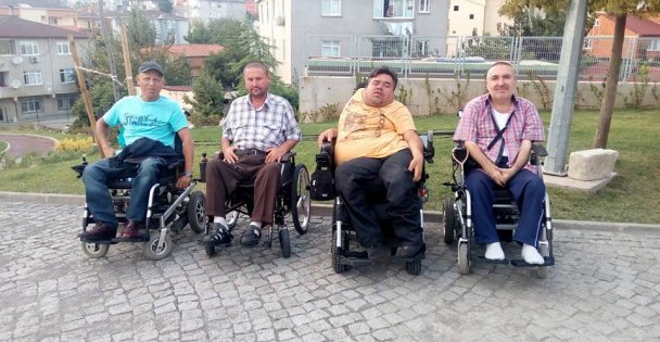 Onların tek engeli biziz!
