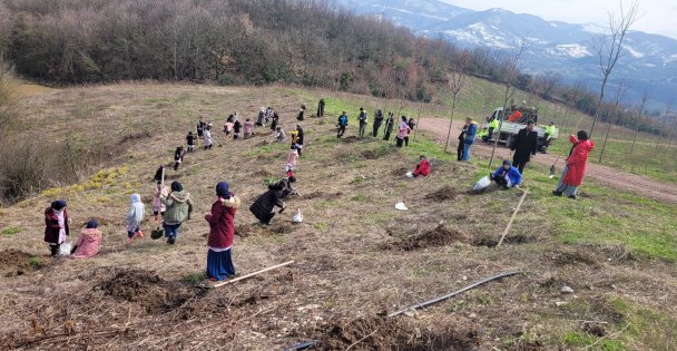 Orman Haftasında Minik Ellerden Kardeşliğe Destek