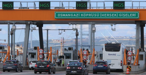 Osmangazi Köprüsü'nde bayramın son gününde dönüş hareketliliği