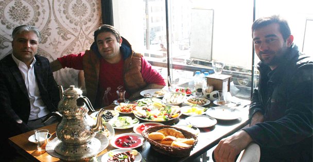 Osmanoğlu'nu ziyaret etti