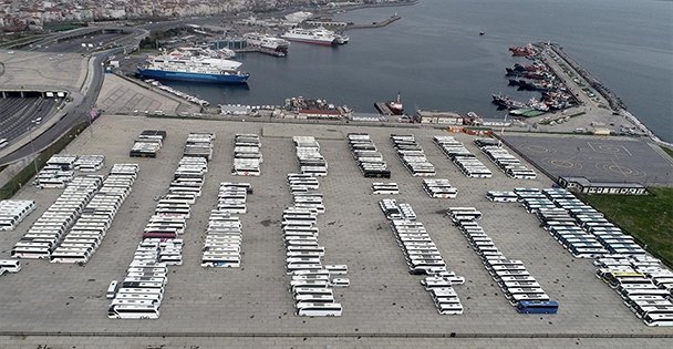 Otobüsler Yenikapı Miting Alanı'nı doldurdu