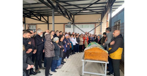 Otobüsün altında sürüklenen kadından acı haber