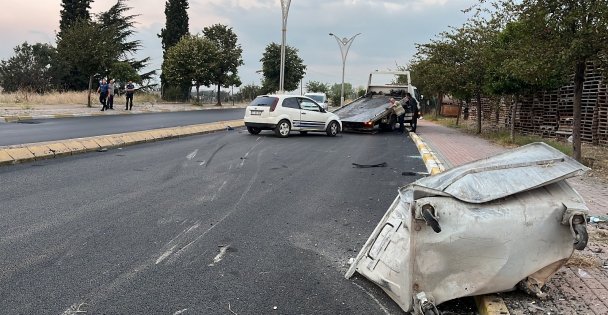 Otomobil, çöp konteynerine çarparak takla attı: 1 yaralı