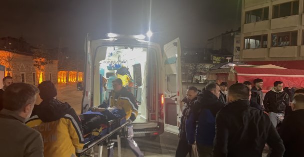 Otomobile çarpan scooter sürücüsü yaralandı