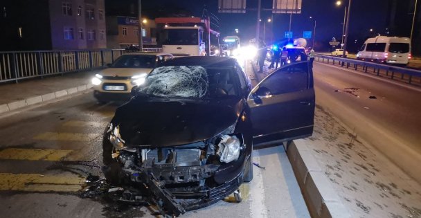 Otomobilin Çarptığı Motosikletin Sürücüsü Ağır Yaralandı