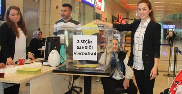 Oy verme işlemi başladı