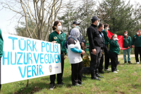 Özel Çocuklardan Polis Abilerine Özel Kutlama
